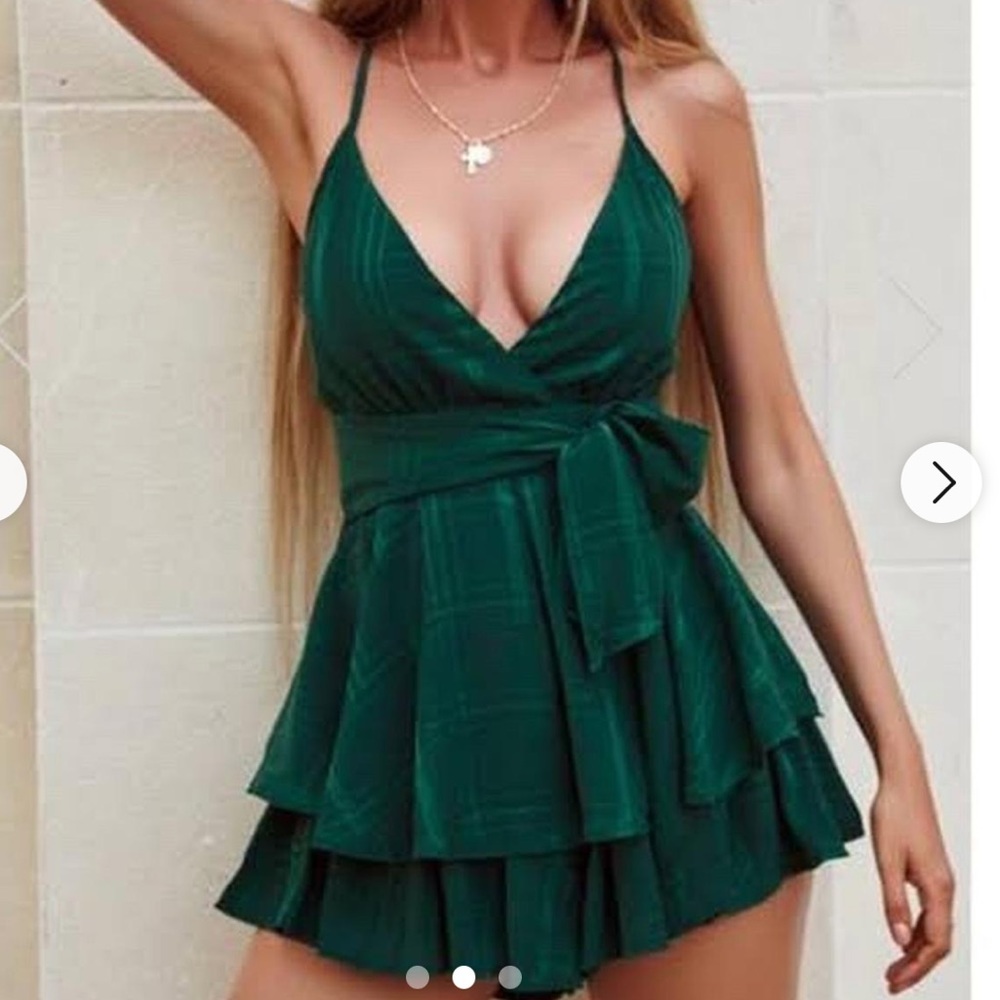 Saint + Secrets green romper 🌹